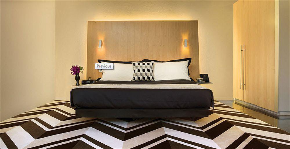 Adelphi Hotel Melbourne Dış mekan fotoğraf A bedroom at the hotel